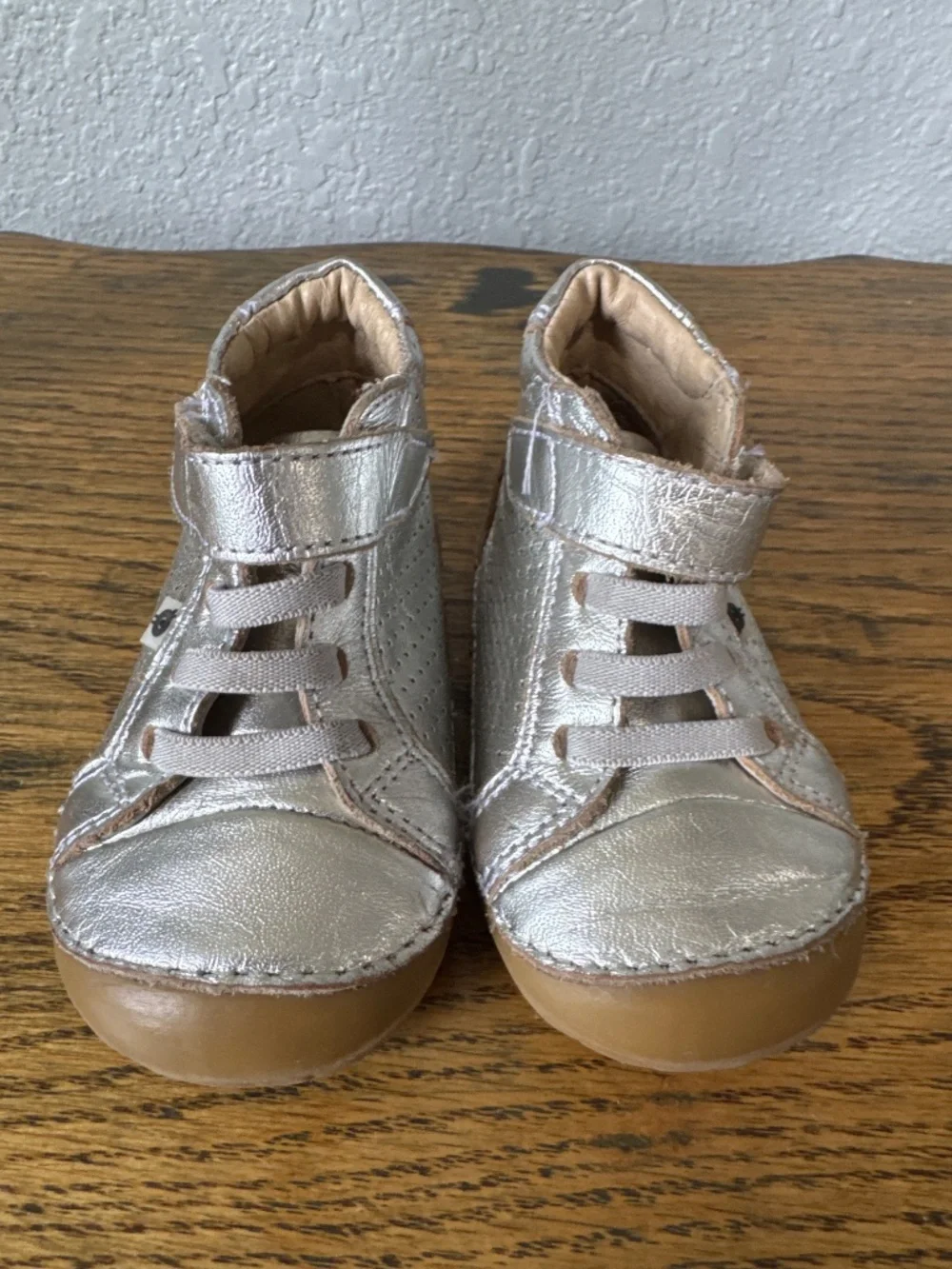 Old soles baby walker sneakers shoes unisex size 5 (12 - 15 Months)